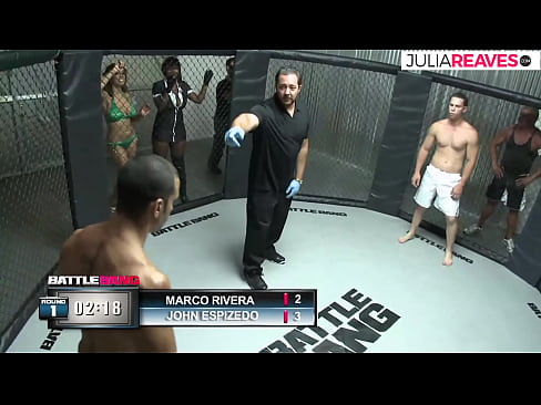 ❤️ Ultimate Fighter naai 'n nommer meisie direk na 'n geveg in die ring ️❌ Seksvideo op af.8kpornvids.ru ❌️
